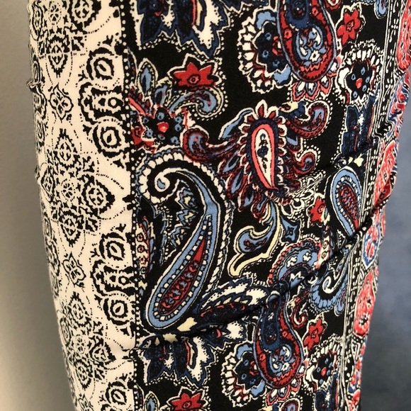 Pants with pattern - Picture 3 of 5